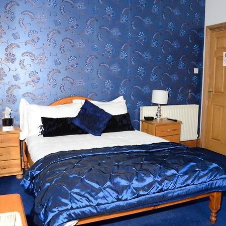 فندق Pinewood House ويتبي المظهر الخارجي الصورة
